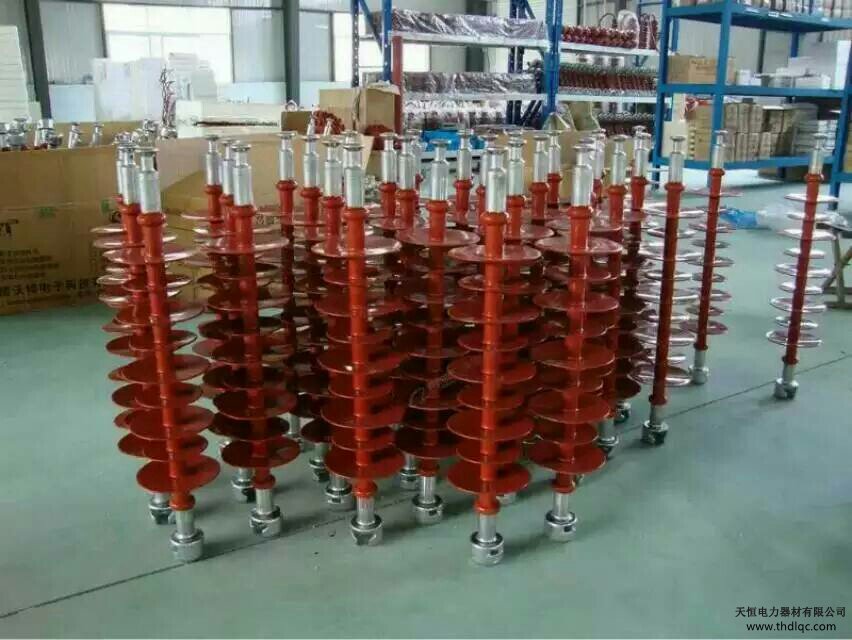 棒形懸式復(fù)合絕緣子
