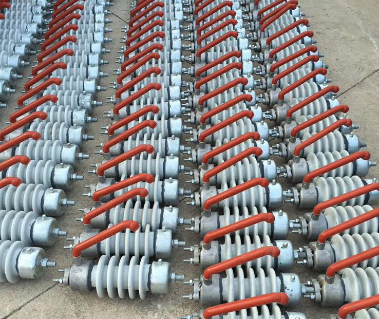 陶瓷防雷支柱絕緣子